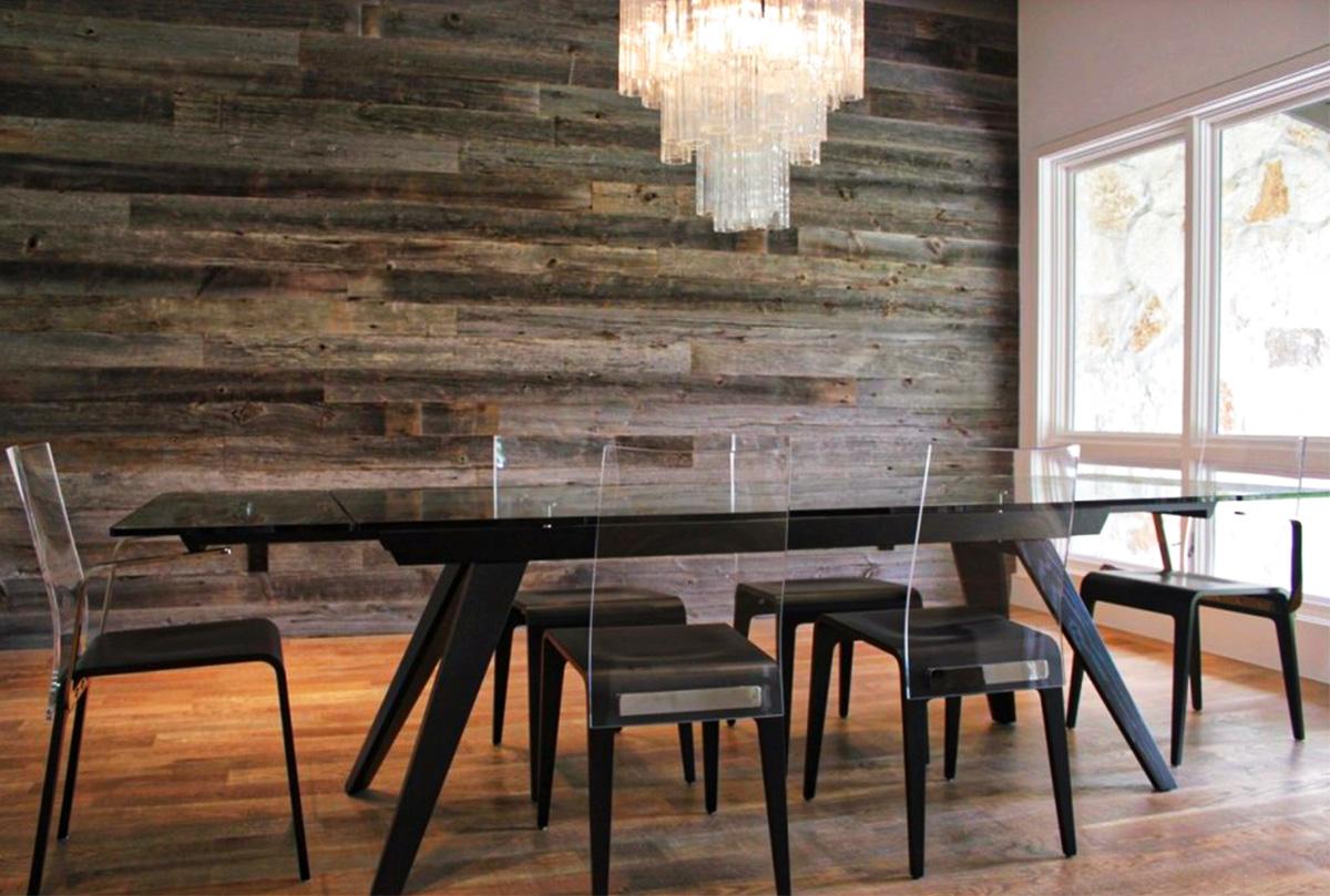 Thiết kế nội thất phòng ăn giá rẻ với gỗ tái chế