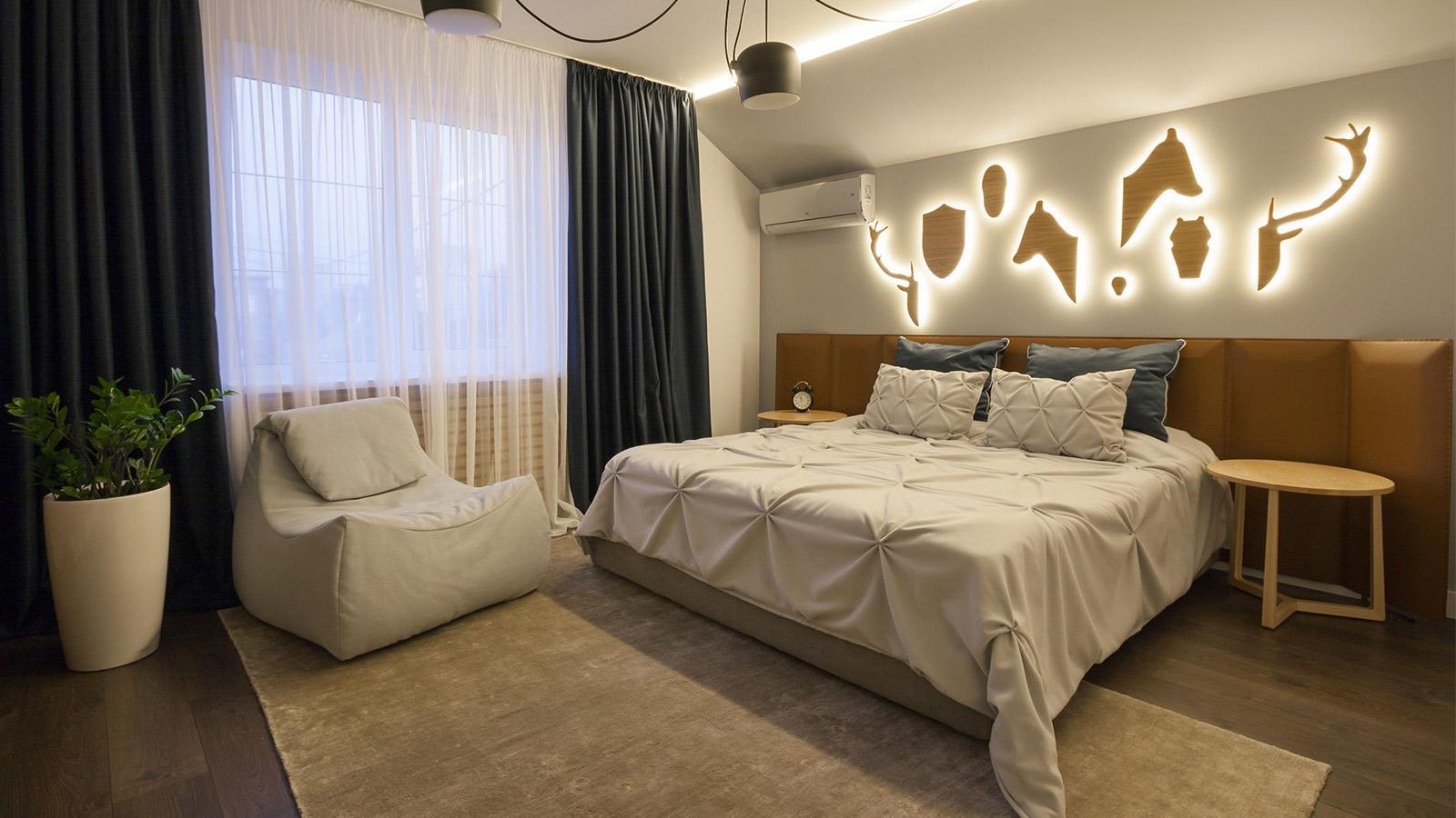7 cách thiết kế nội thất vách đầu giường phòng ngủ tạo cảm giác mới lạ