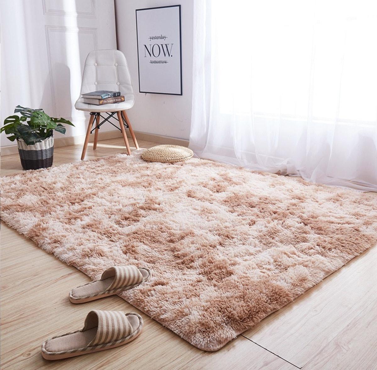 Mẹo hay trang trí phòng ốc thêm bắt mắt với mẫu thảm lót sàn đơn giản