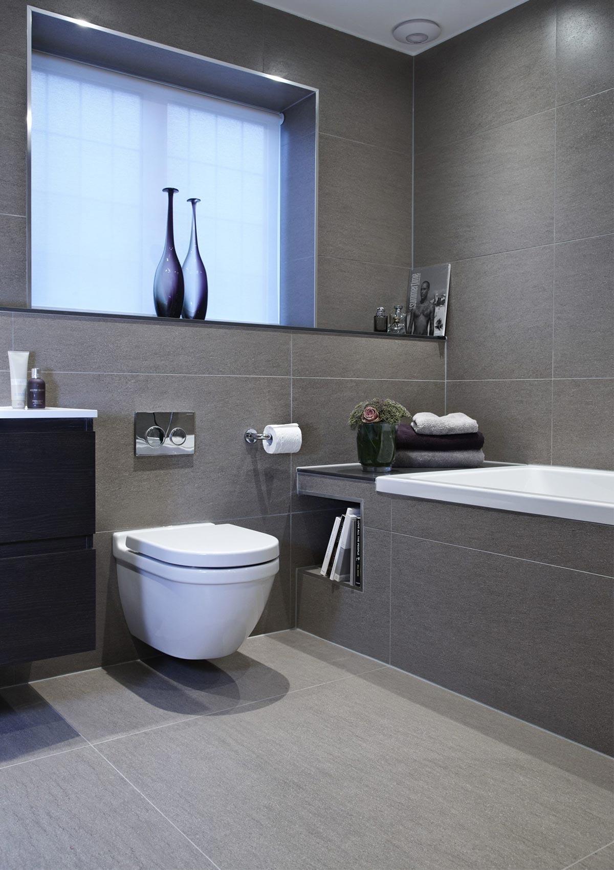 Thiết kế nội thất phòng tắm sử dụng tông màu trắng xám thanh bình