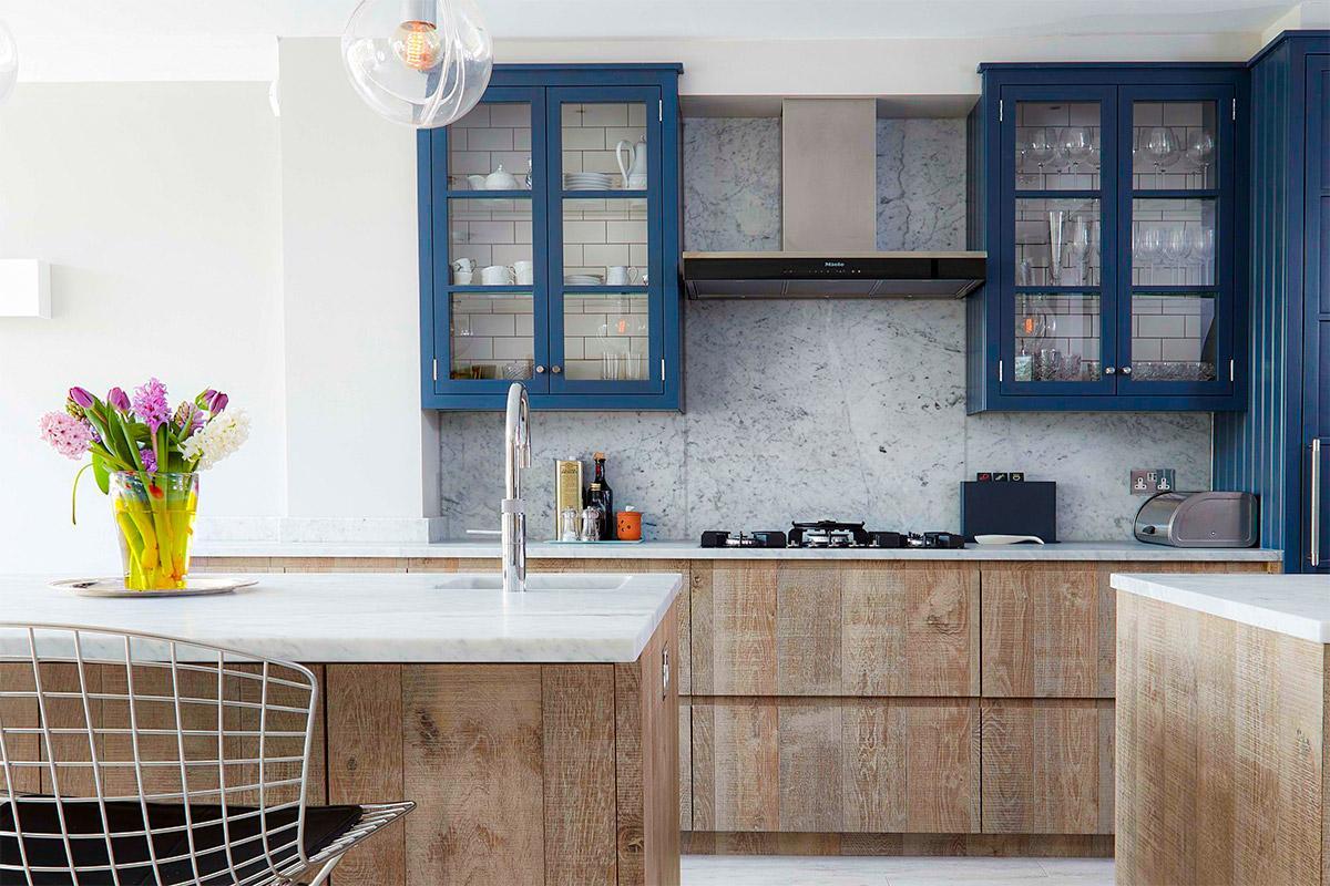 Thiết kế nội thất phòng bếp màu xanh lá
